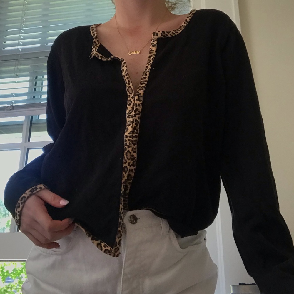 black and cheetah longsleeve/cardigan!!